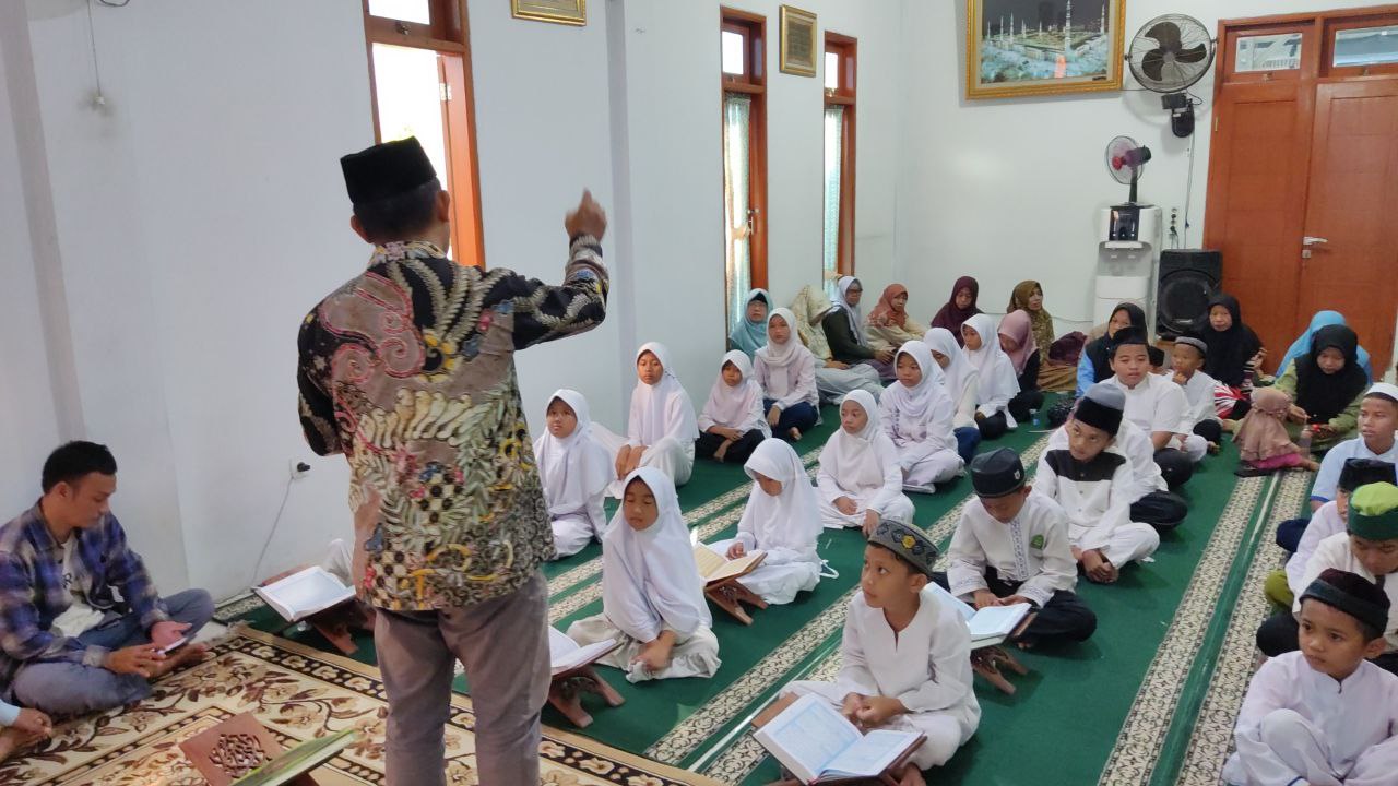 Kegiatan santri di yayasan